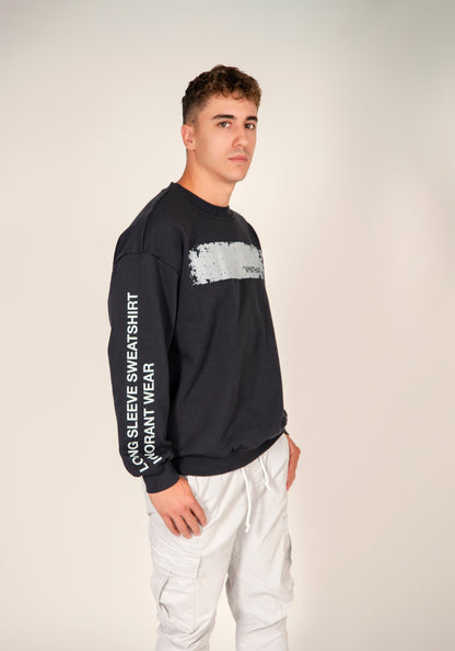 Long sleeve sweatshirt